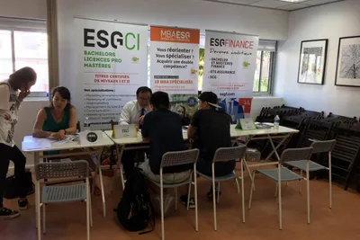 Groupe ESG参加新欧洲秋季补录招生会