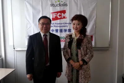 山东大学艺术学院（威海）代表团访问ESG学院集团