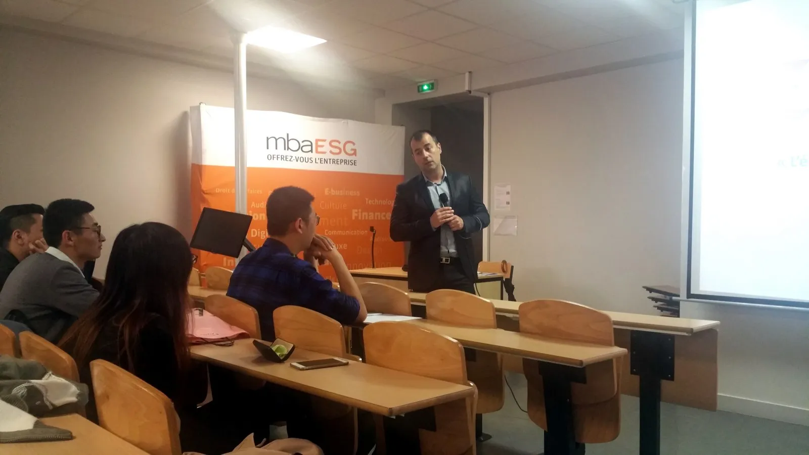 回答同学的问题